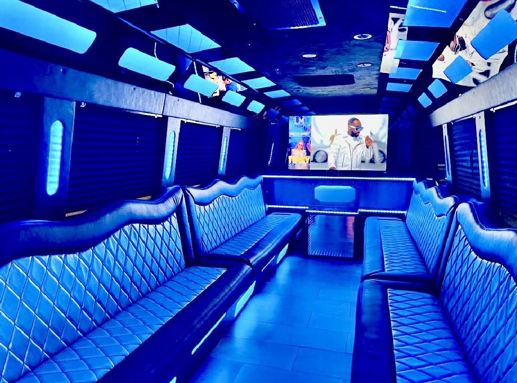 Party Bus 30